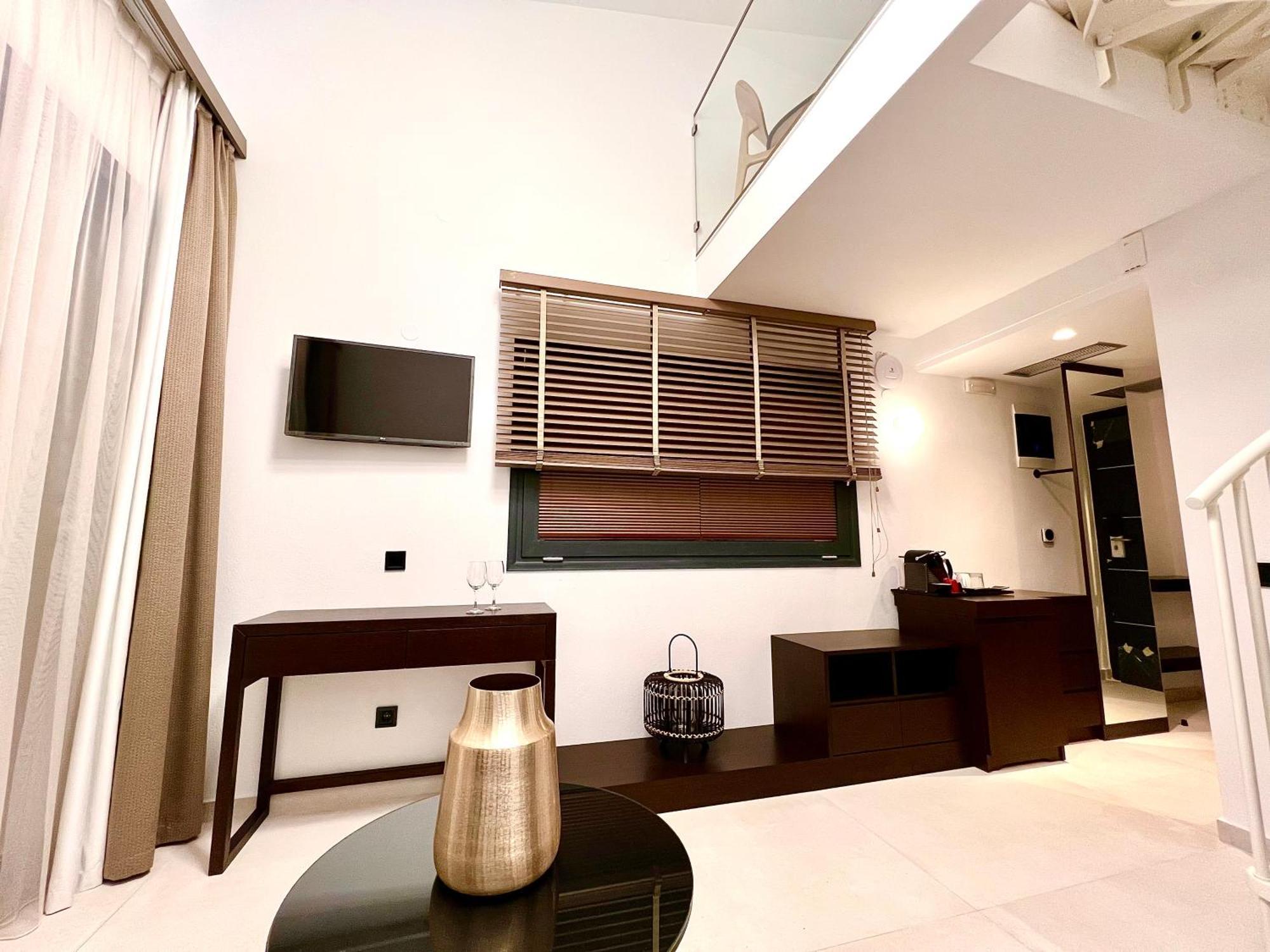 Alexandrion Appartements Down Town Sarti Ngoại thất bức ảnh